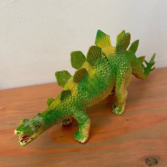 Vintage plastic stegosaurus - Picture 1 of 4